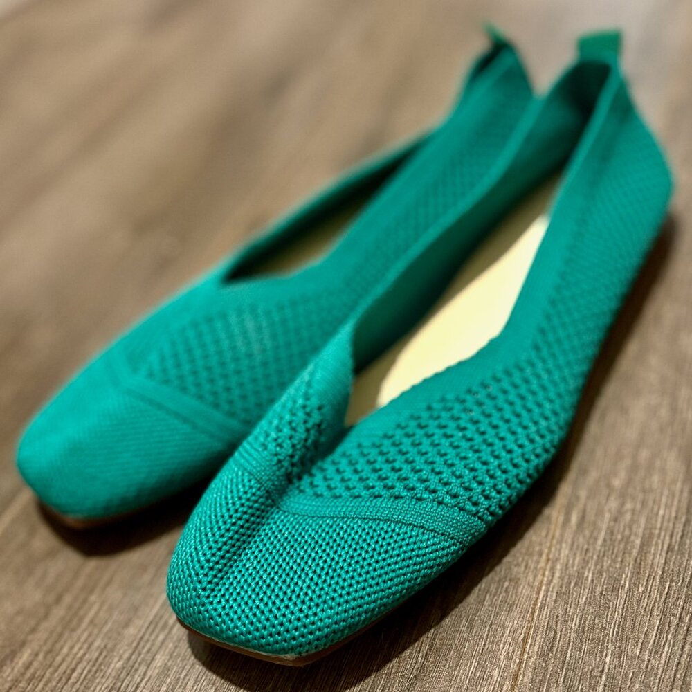 Emerald Green Knit Ballet Flats – Like New – Size 9